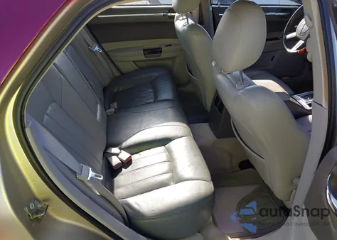 2007 Chrysler 300C из США, поврежденный, VIN 2C3KA63H97H617823